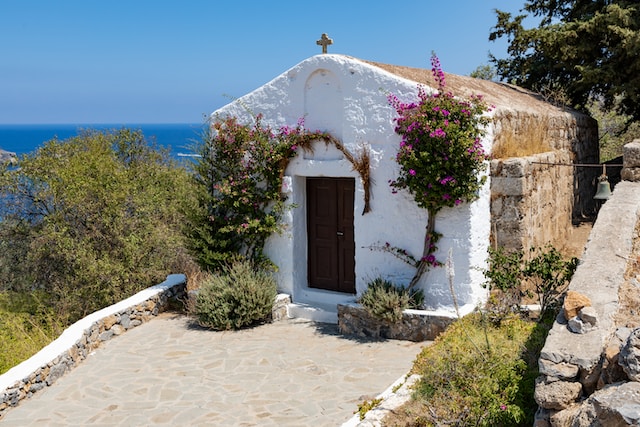 Greek Gardening Style on the Cheap