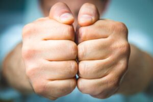Cracking Your Knuckles Leads to Arthritis