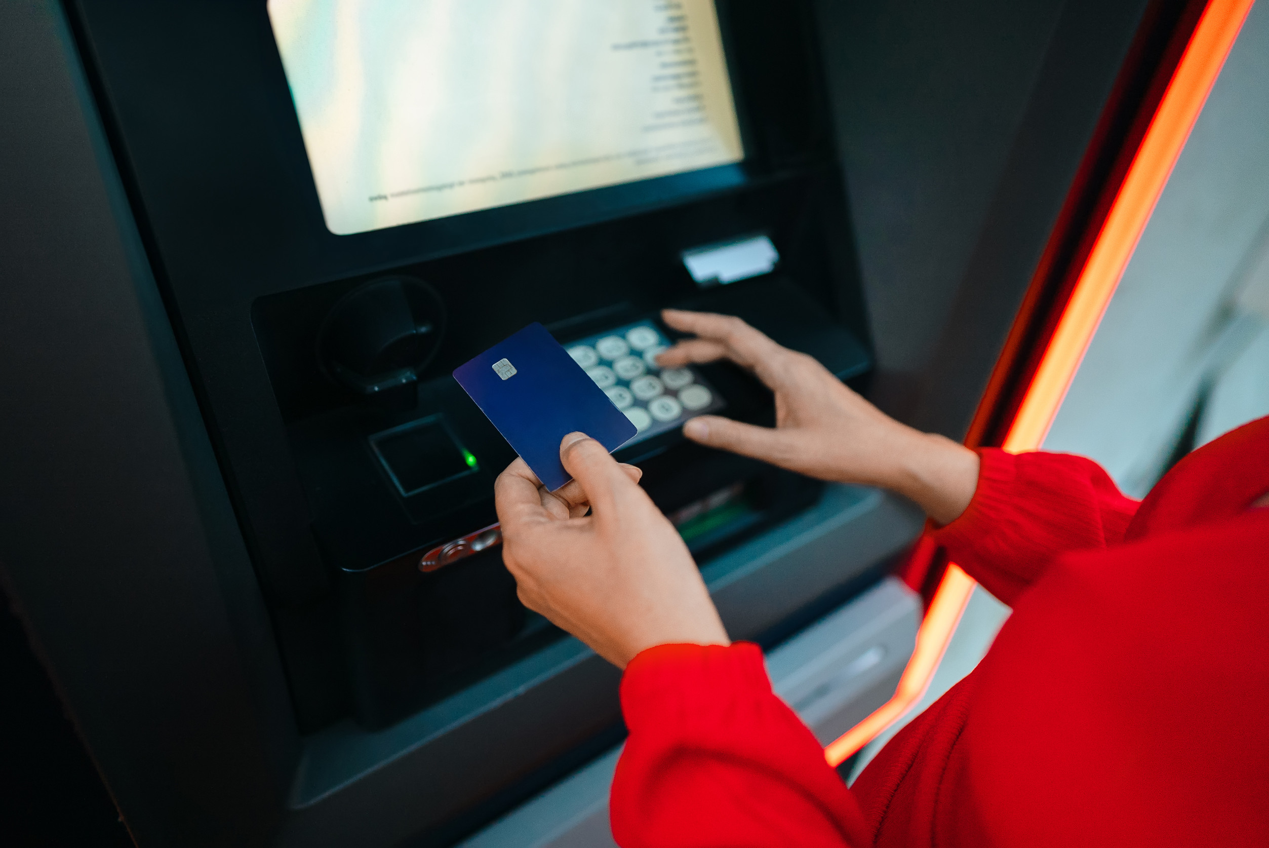 Banks still charge ATM fees in 2025.