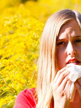 weeds that spread toxic pollen
