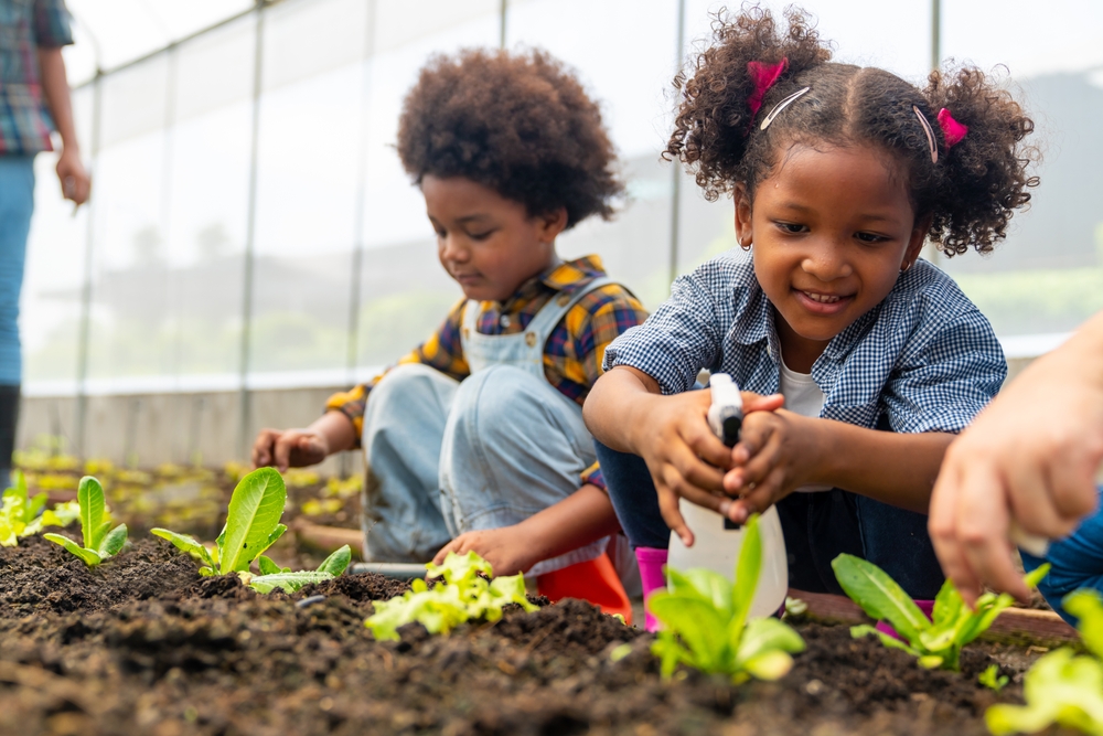 There Are Fall Garden Chores That Kids Can Help With