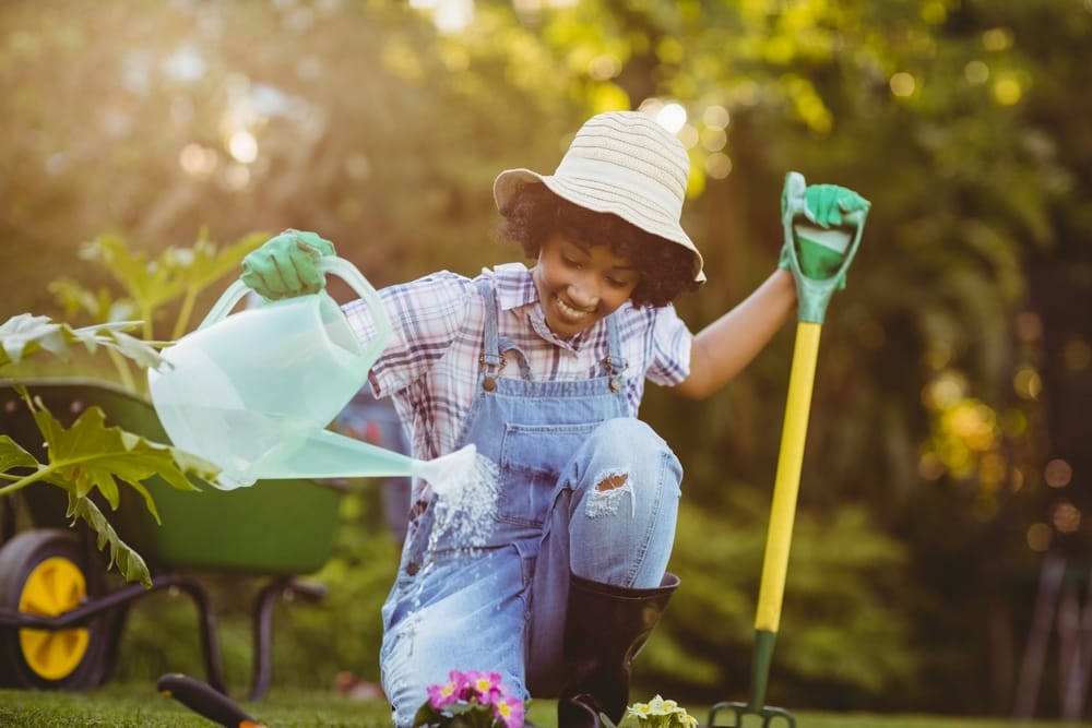 Now Is the Time to Sharpen, Oil, and Store Your Garden Tools