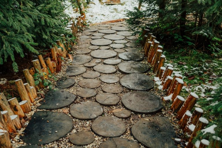 Here Are Winter Garden Paving & Path Ideas for Snowy Landscapes
