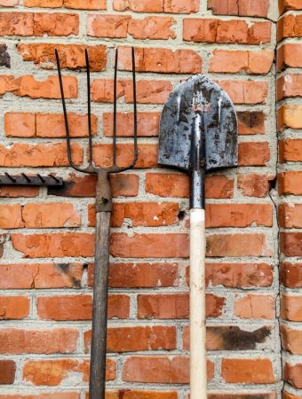 Protecting Garden Tools from Rust and Freeze Is More Important Than You Think