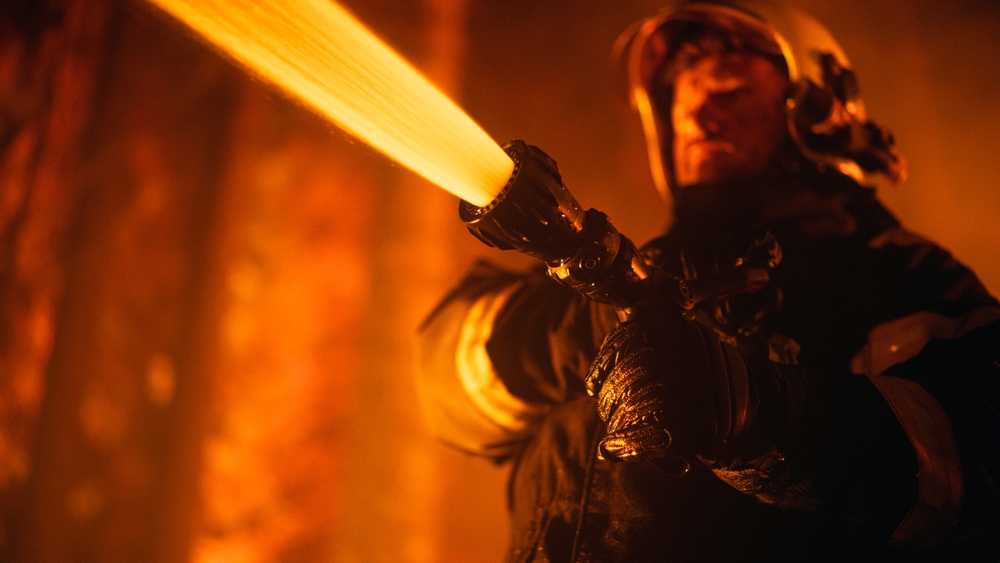 Local Fire Marshals Are Urging Gardeners to Rethink This Popular Landscaping Habit