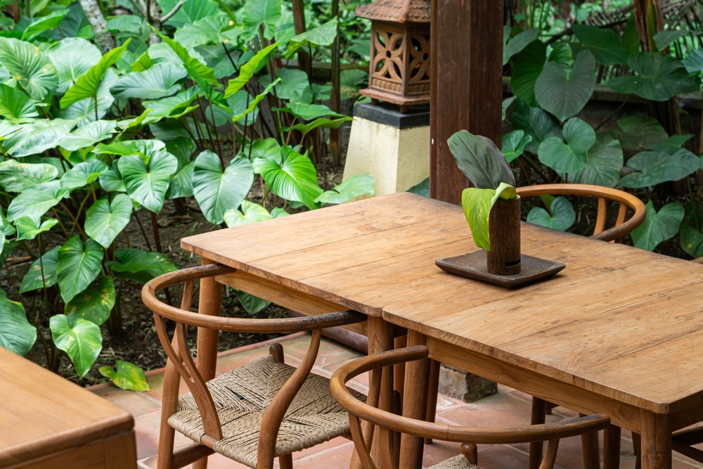 Local Fire Marshals Are Urging Gardeners to Rethink This Popular Landscaping Habit