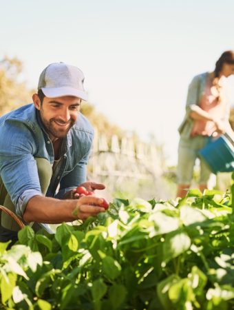 Some New HOA Rules Are Changing How People Garden in 2026