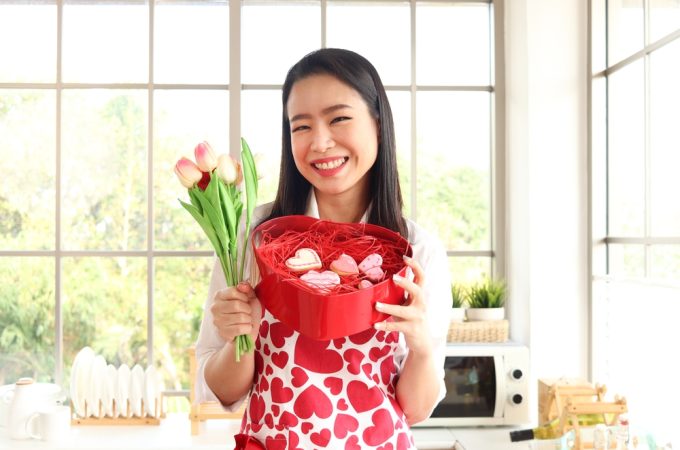 Why DIY Valentine’s Bouquets Are Spreading Pests Indoors — Experts Warn Gardeners to Check This First