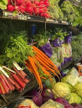 The $10 Grocery Bill: 5 High-Yield Veggies That Pay for Themselves in Weeks