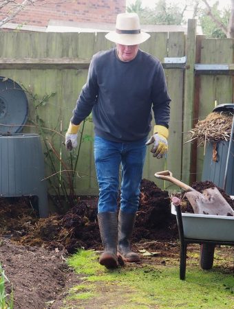The Yard Waste Secret: How Your Neighbors are Giving Away Free Garden Gold
