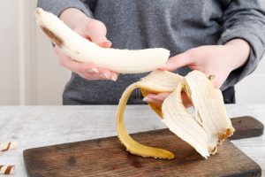 The Banana Peel Fertilizer: Why Thrifty Gardeners Never Throw Them Out
