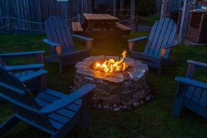 The Backyard Fire Pit Trend That’s Making Some Experts Nervous