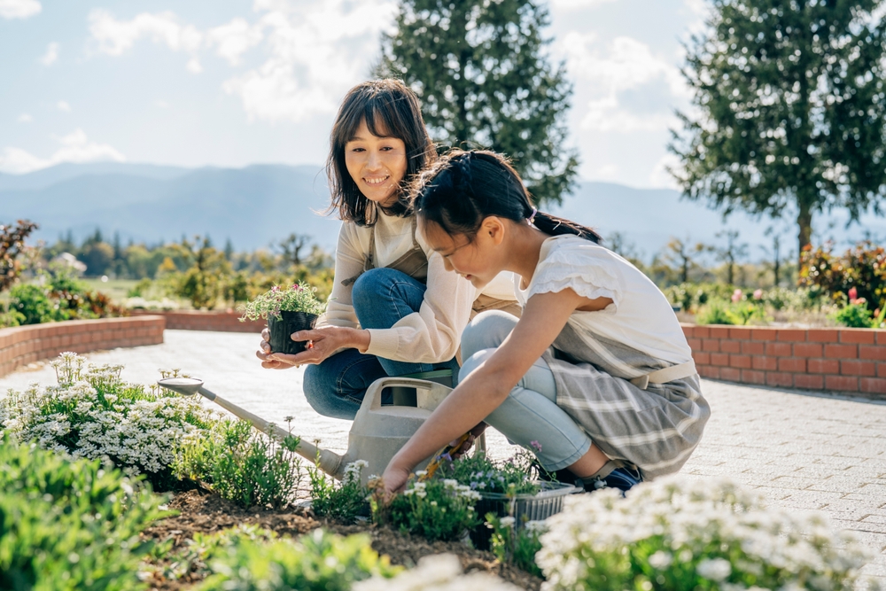 The Gardening Shortcut Busy Parents Are Using This Year