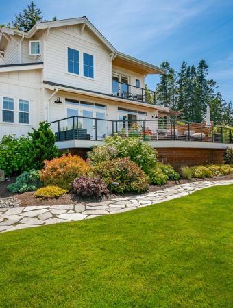 Why So Many Homeowners Are Replacing Shrubs With Edible Plants