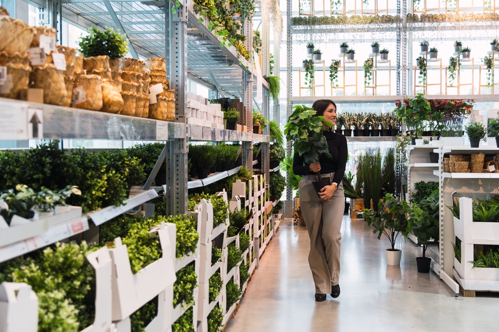 A Closer Look at Garden Supplies Worth Buying at End-of-Season Clearance