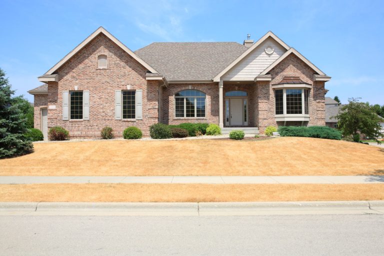 HOA lawn fines