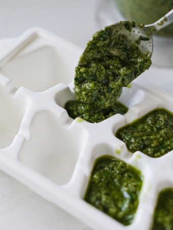 How to freeze fresh herbs